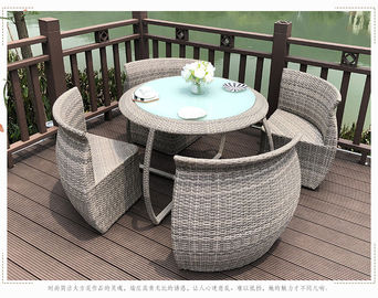 Tabela exterior do Rattan e cadeiras ajustadas, resistente UV ajustado da tabela de pátio do jardim